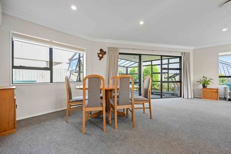 Photo of property in 19 Dallinger Street, St Andrews, Hamilton, 3200