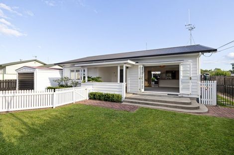 Photo of property in 11 Winter Street, Fairfield, Hamilton, 3214