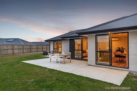 Photo of property in 28b Hilton Drive, Amberley, 7410