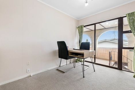 Photo of property in 1/46 Marlborough Avenue, Glenfield, Auckland, 0629