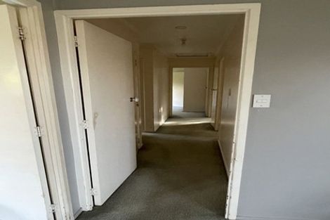 Photo of property in 7 Celeste Place, Totara Vale, Auckland, 0627