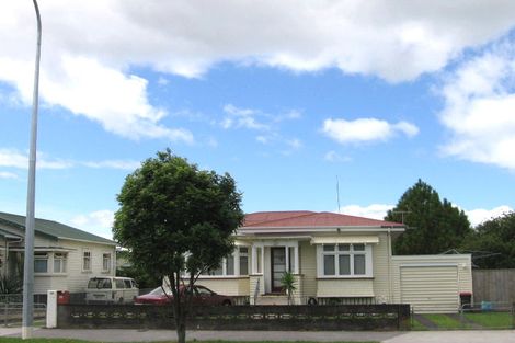 Photo of property in 52 Victor Street, Avondale, Auckland, 1026