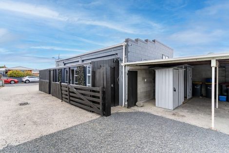 Photo of property in 56 Cutten Street, South Dunedin, Dunedin, 9012