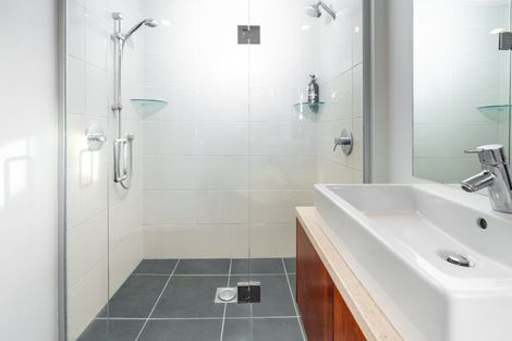 Photo of property in 34 Seatoun Heights Road, Seatoun, Wellington, 6022