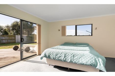 Photo of property in 23 Oriental Parade, Papamoa Beach, Papamoa, 3118