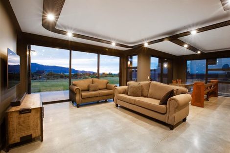 Photo of property in 123 Manly Street, Paraparaumu Beach, Paraparaumu, 5032