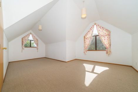 Photo of property in 4 Dresdan Court, Hokowhitu, Palmerston North, 4410