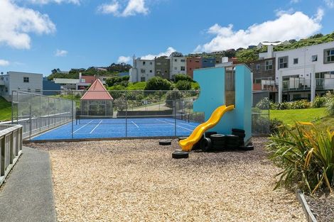 Photo of property in 17 Saddleback Grove, Karori, Wellington, 6012