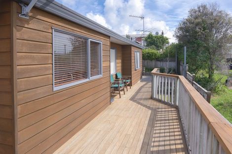 Photo of property in 2/310 Wairau Road, Glenfield, Auckland, 0629