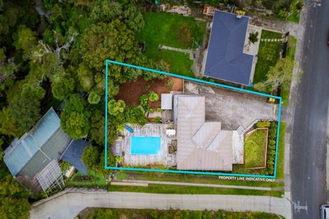 Photo of property in 20 Glen Marine Parade, Glendene, Auckland, 0602