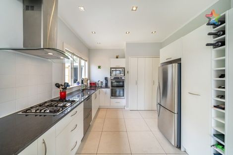 Photo of property in 31 Tirohanga Road, Tirohanga, Lower Hutt, 5010