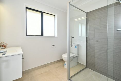 Photo of property in 12 Uatoto Road, Clarks Beach, 2122