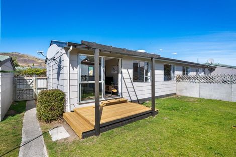 Photo of property in 66 Molyneux Avenue, Cromwell, 9310