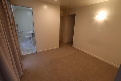 Photo of property in Terrace Heights Apartments, 9e/163 The Terrace, Wellington Central, Wellington, 6011