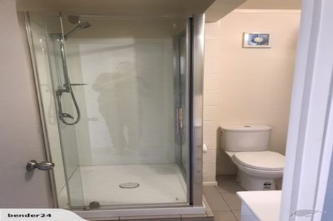 Photo of property in 1/46 John Dee Crescent, Red Beach, 0932