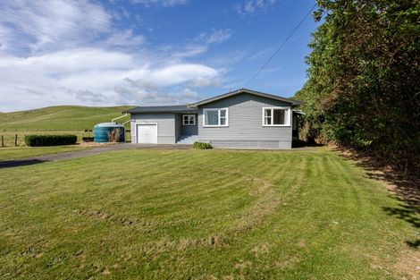 Photo of property in 667 Waitahora Valley Road, Waitahora, Dannevirke, 4971