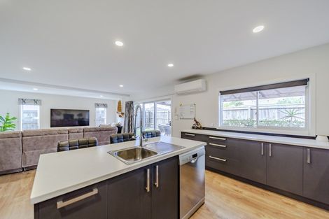 Photo of property in 168 Charles Street, Westshore, Napier, 4110