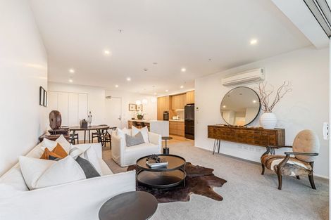 Photo of property in 117 Hibiscus Drive, Orewa, 0931