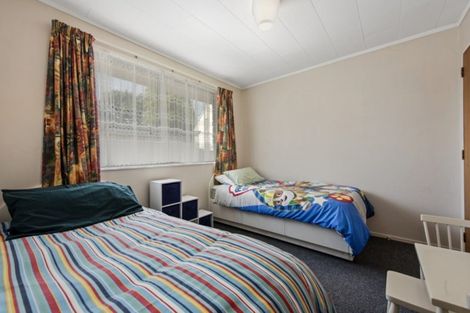 Photo of property in 16a Ranfurly Street, Trentham, Upper Hutt, 5018