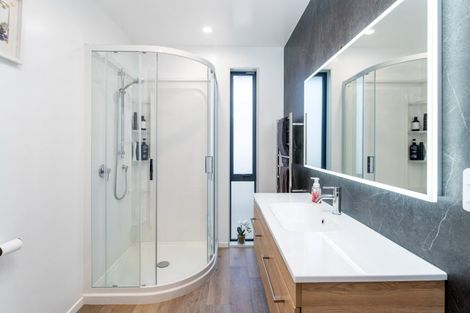 Photo of property in 5 Ella Lane, Green Island, Dunedin, 9018