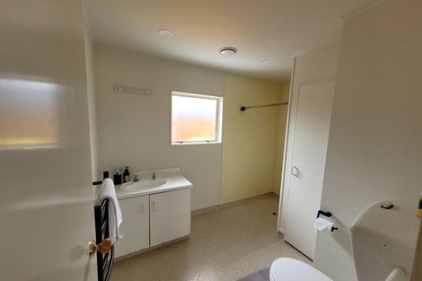 Photo of property in 30a Sackville Street, Fitzroy, New Plymouth, 4312