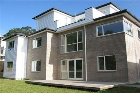 Photo of property in 32 Bur Oak Terrace, Schnapper Rock, Auckland, 0632