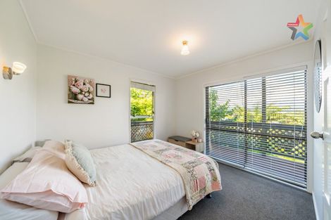 Photo of property in 24 Matuhi Street, Tirohanga, Lower Hutt, 5010