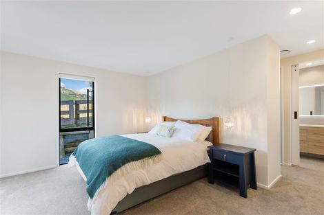 Photo of property in 11 Round Hill Rise, Cracroft, Christchurch, 8022