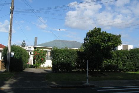 Photo of property in 214 Captain Springs Road, Onehunga, Auckland, 1061