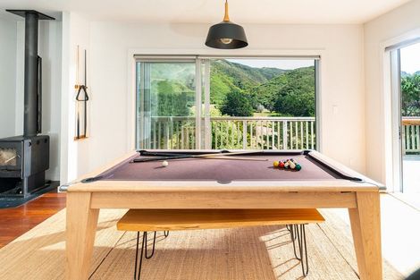 Photo of property in 326 South Makara Road, Makara, Karori, 6972