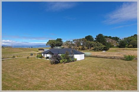 Photo of property in 450 Foxton Shannon Road, Foxton, 4893