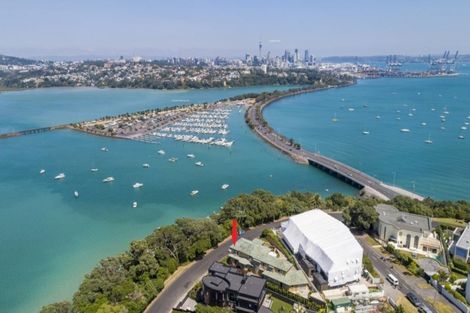 Photo of property in 96 Paritai Drive, Orakei, Auckland, 1071