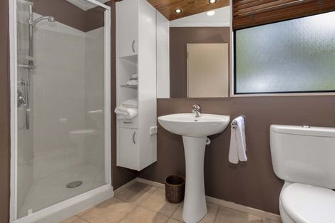 Photo of property in 5 Acklam Avenue, Otumoetai, Tauranga, 3110