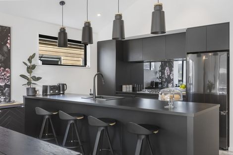 Photo of property in 20 Obelisk Street, Wanaka, 9305