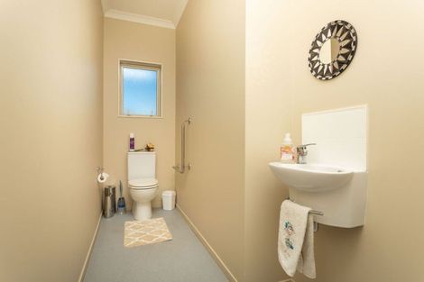 Photo of property in 118 Guy Street, Dannevirke, 4930