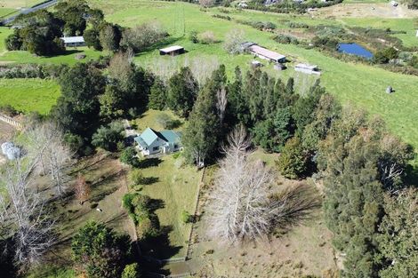 Photo of property in 215 Tara Road, Mangawhai, 0573
