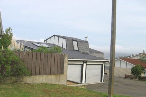 Photo of property in 1/42 Penryn Drive, Camborne, Porirua, 5026