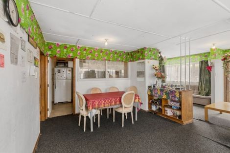 Photo of property in 33 Hanson Grove, Stokes Valley, Lower Hutt, 5019