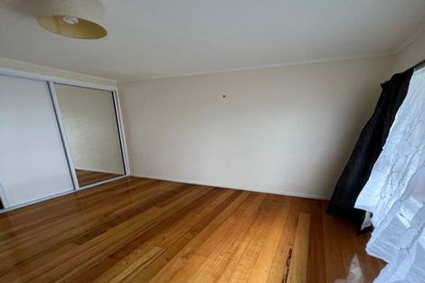 Photo of property in 2/20 Saint Peters Street, Northcote, Auckland, 0627