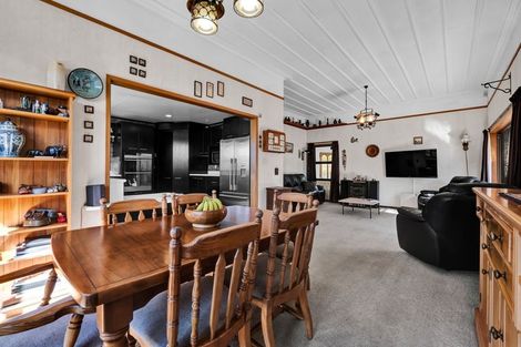 Photo of property in 38 Victoria Street, Patea, 4520