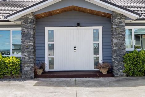 Photo of property in 13 Dulverton Rise, Flagstaff, Hamilton, 3210