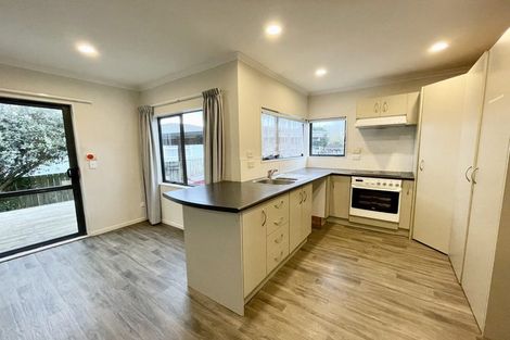 Photo of property in 54 Blake Road, Mangere East, Auckland, 2024