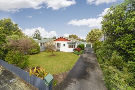 Photo of property in 28 Lyndhurst Street, Takaro, Palmerston North, 4412