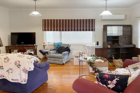 Photo of property in 18 Cruickshank Street, Kilbirnie, Wellington, 6022