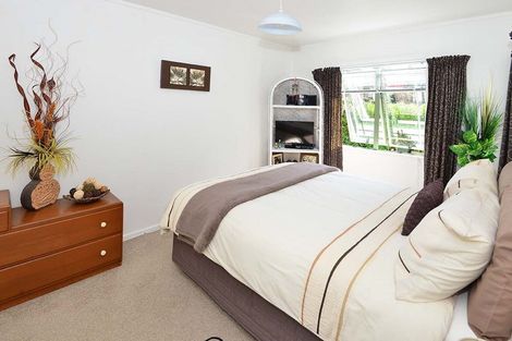 Photo of property in 12 Rautawhiri Road, Helensville, 0800