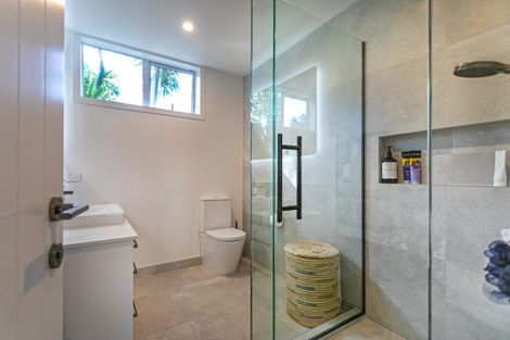 Photo of property in 163 Ocean Beach Road, Tairua, 3508