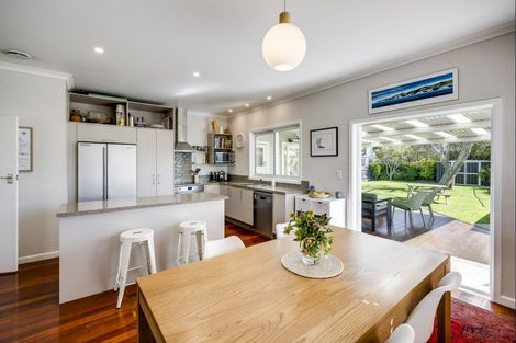 Photo of property in 41 Napier Street, Jervoistown, Napier, 4112