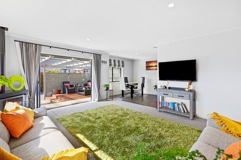 Photo of property in 31 Crisp Drive, Papamoa Beach, Papamoa, 3118