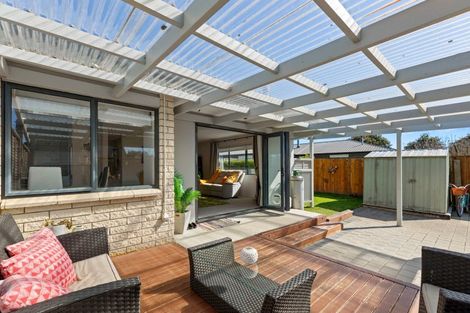 Photo of property in 31 Crisp Drive, Papamoa Beach, Papamoa, 3118