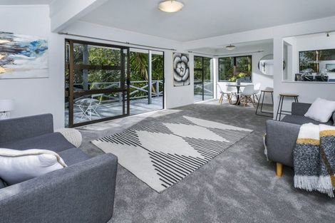 Photo of property in 2/68 Beulah Avenue, Rothesay Bay, Auckland, 0630